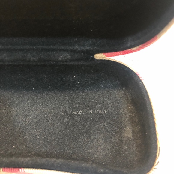 Authentic Burberry Glass Case - Picture 8 of 9